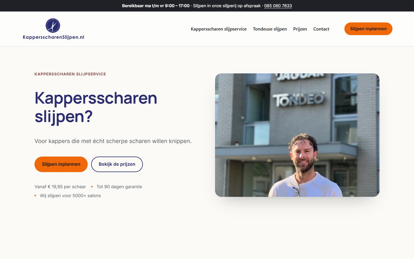 Homepage van kappersscharenslijpen.nl op desktop